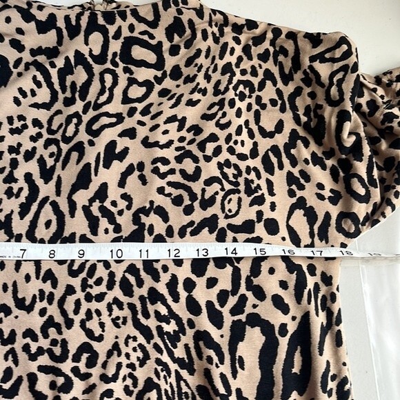 Chico’s Cheetah Print Short Sleeve Zipper Back Slitted Sides Dress Cream Black 0 - Picture 10 of 12